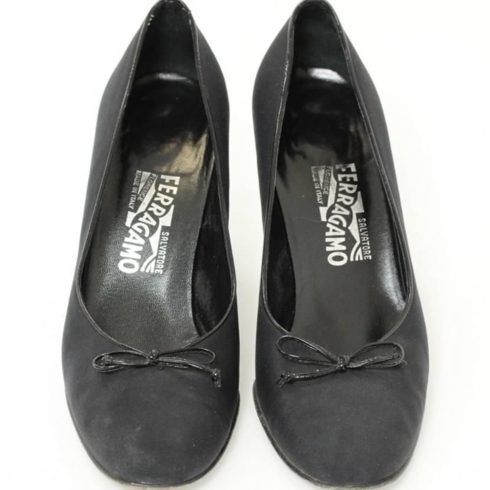 Salvatore Ferragamo shoes classic satin pumps w/ bow tie 3" heel sz 8